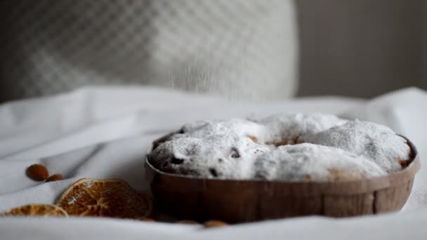 Hacer Delicioso Pastel Dulce Con Azúcar Glaseado Para Las Vacaciones — Vídeos de Stock