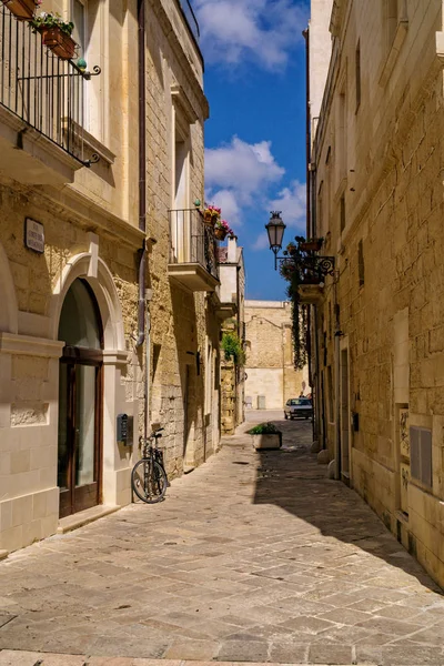 Strada Nella Bellissima Città Barocca Lecce Nel Sud Italia — Foto Stock