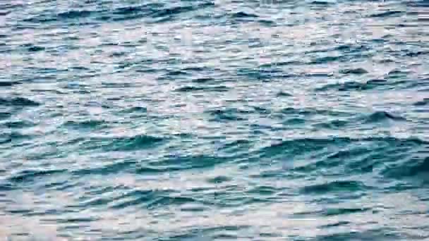 Film z powierzchni morza ripled — Wideo stockowe