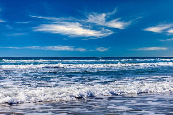 Vista no mar azul — Fotografia de Stock