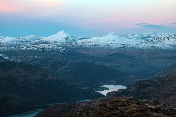 Kvällen bergslandskap — Stockfoto