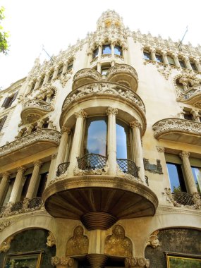 İspanya, Katalonya, Barselona şehrinin, ünlü tarafından inşa ev mimar Antoni Gaudi