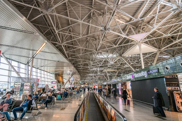 Moscow, Russia - October 2019: Vnukovo Airport from the inside, waiting room — Stock Photo, Image