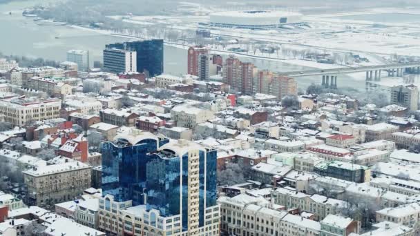 Rostov-on-Don, Rusland - januari 2019: stadscentrum, Voroshilovsky brug en stadion van bovenaf — Stockvideo