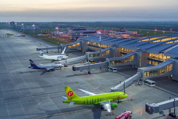 Rostov-on-Don, Rusya - 2019: Gökyüzünden Platov Havaalanı