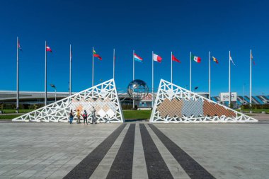 Soçi, Rusya - 2019: Sochi Olimpiyat Parkı 'nda Zafer Duvarı