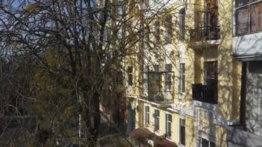 Rostov-on-Don - 2019: 75 Pushkinskaya Caddesi 'ndeki apartman binası, eski Lasch Apartmanı.