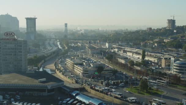 Rostov-on-Don, Rusia - 2018: paisaje urbano - estaciones desde arriba — Vídeos de Stock