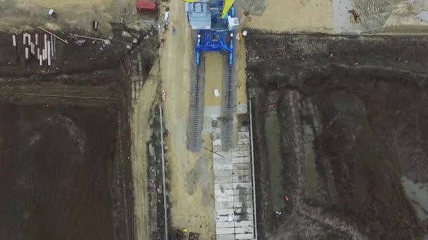 Loading cranes on a barge, Temryuk Commercial Sea Port, Russia, aerial view — Stock Video