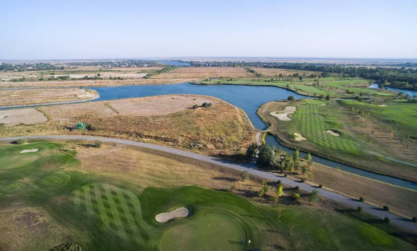 Rostov-on-Don, Rusia - 2015: Golf Country Club Don, vista aérea —  Fotos de Stock