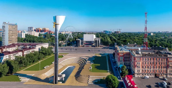 Rostov-on-Don, Rusia - 2017: Plaza del Teatro, vista aérea — Foto de Stock