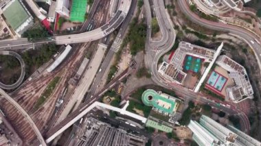 Hong Kong 'da çok katlı yol kavşağı, hava manzaralı.