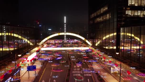 Hong Kong, China - 2020: luminous garlands over Mody Road at night from above — Stock Video