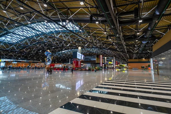 Moscow, Russia - 2020: Sheremetyevo International Airport, Terminal B, 2nd floor — Stock Photo, Image