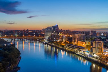 Rostov-on-Don, Rusya - 2019 Don Nehri ve gün batımında gezinti