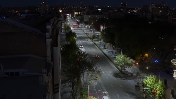 Rostov-on-Don, Russia - 2020：Bolshaya Sadovaya street at night, aerial view — 图库视频影像