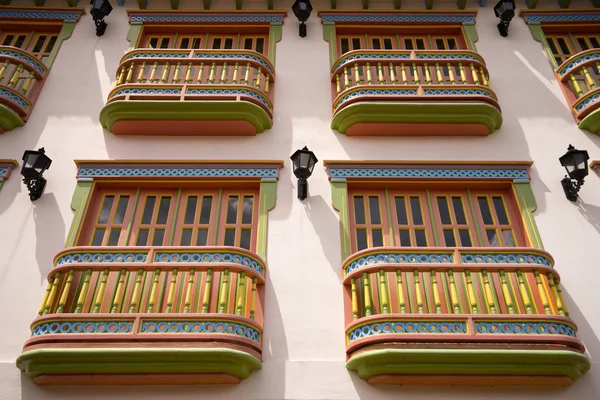 Colourful architecture in Colombia — Stock Photo, Image