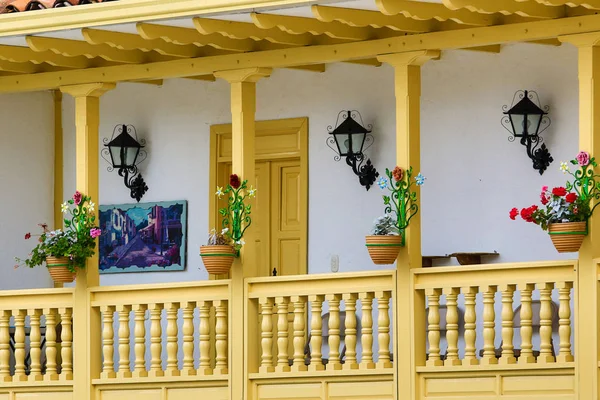 Kolorowe drzwi w Kolumbii — Zdjęcie stockowe