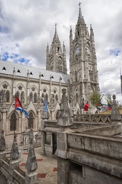 Basilica de voto nacional Quito — Foto de Stock