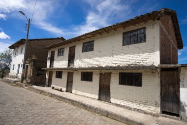 Ekvator sömürge mimarisi 