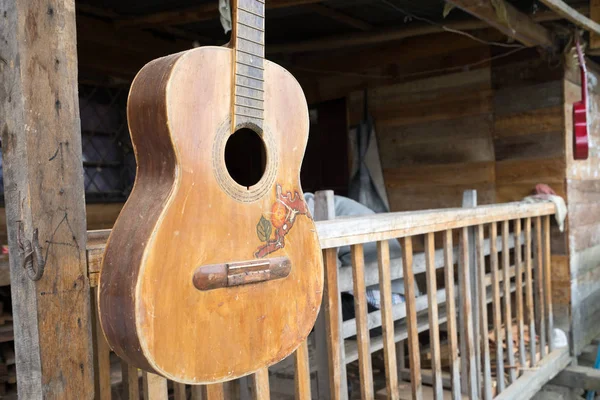 Rustic guitar in Ecuador — Stock Photo, Image