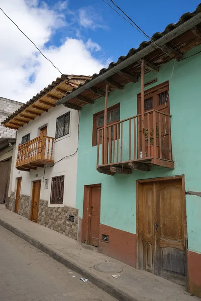 Architettura coloniale in Sigsig Ecuador — Foto Stock
