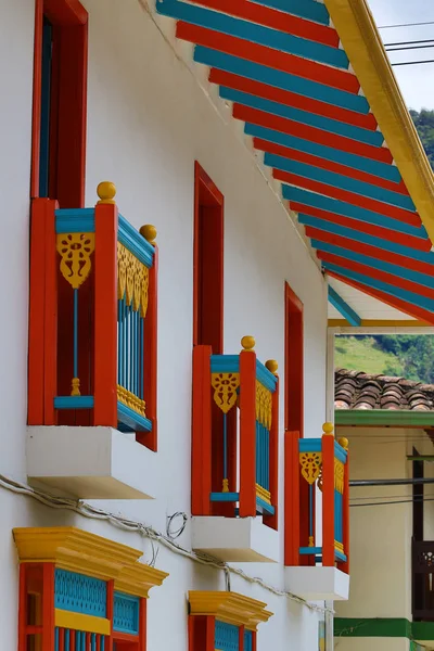 Colonial balconies in Colombia — Stock Photo, Image