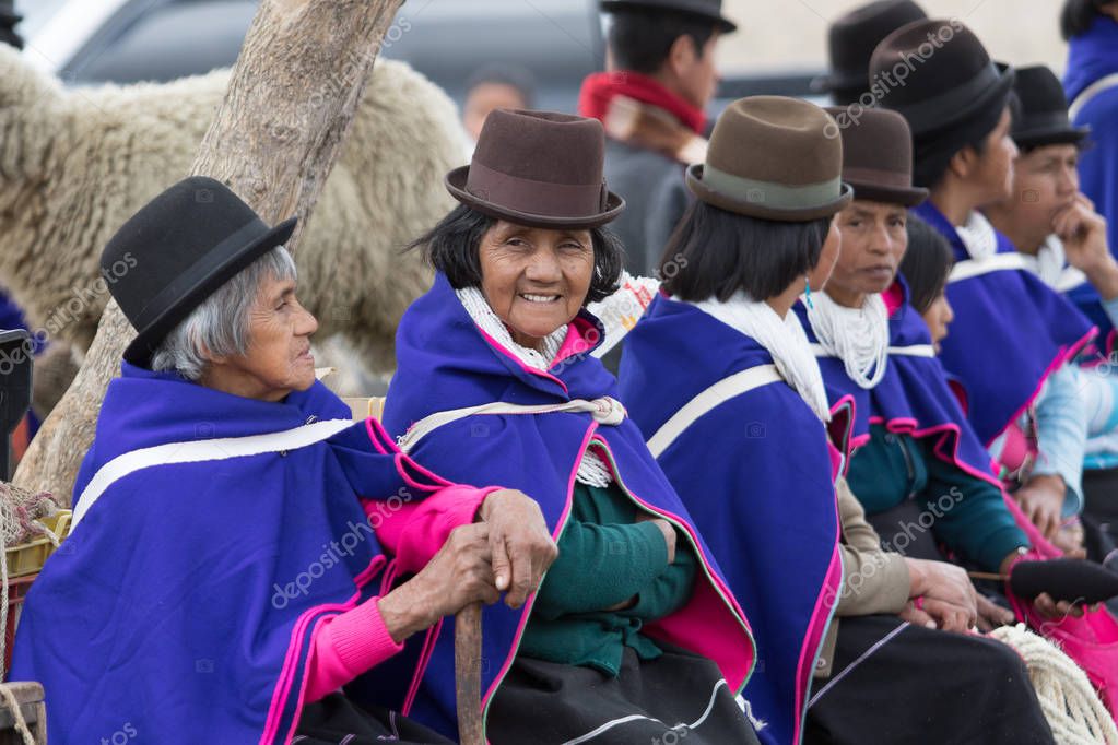 Imágenes: indigenas guambianos | Mujer guambiana en Silvia Colombia