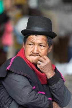 guambiano adam portresi 