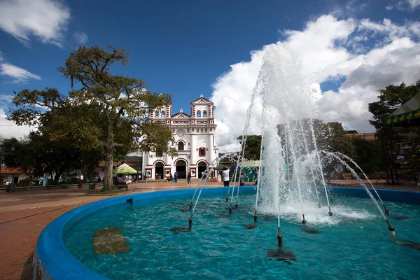 Guatape en Colombia — Foto de Stock