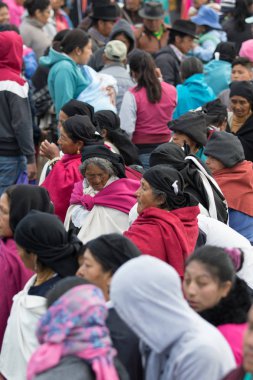 Otavalo pazarda yerli peope 