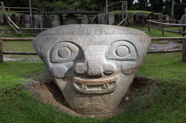 San Agustin arkeolojik park 