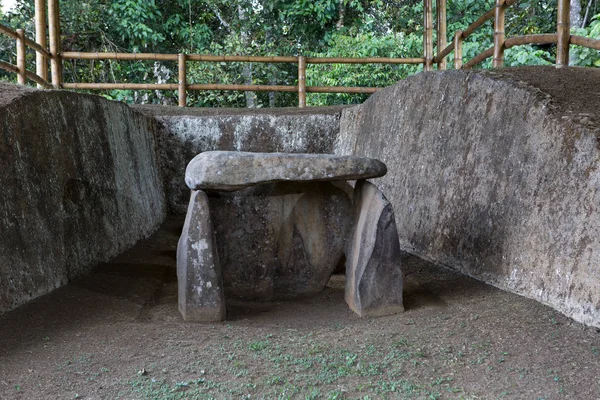 Ancient grave in San Agustin Colombia — Stock Photo, Image