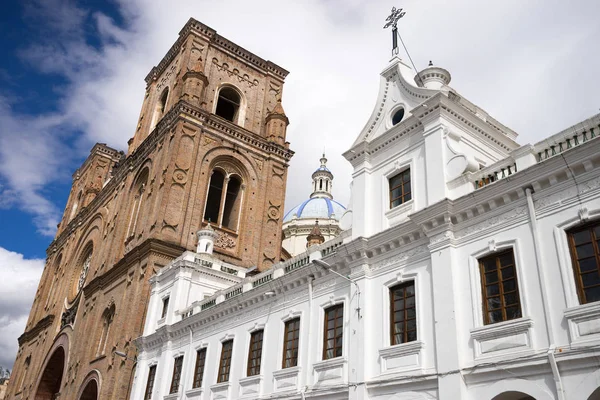 Arquitetura colonial em Equador — Fotografia de Stock