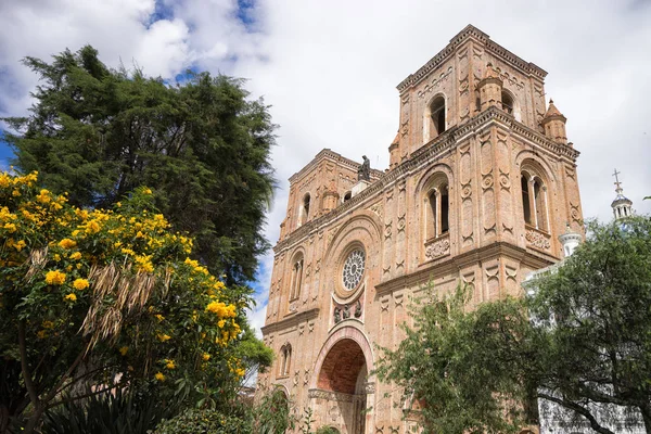 Catedral colonial en Cuenca —  Fotos de Stock