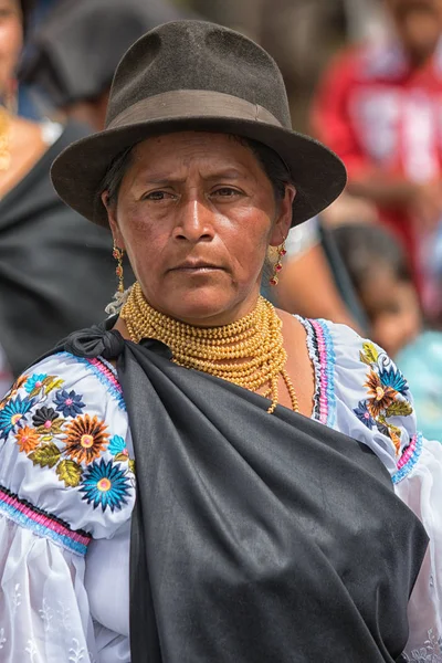 Kichwa mujer usando un sombrero — Foto de Stock