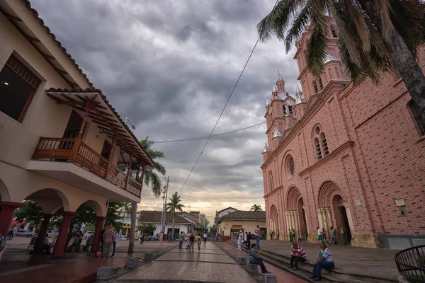 Basílica do Senhor dos Milagres em Buga, Colômbia — Fotografia de Stock