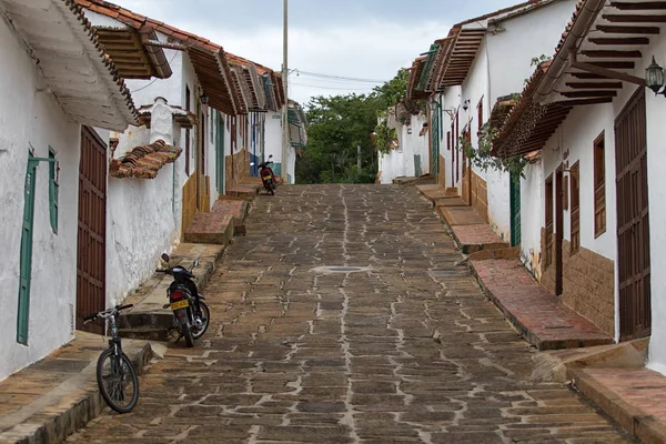 sömürge Barchara Kolombiya'da sokak 