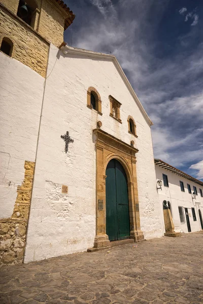 Catedral colonial en Villa de Leyva Colombia — Foto de Stock