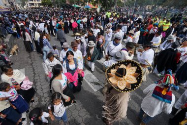 kichwa erkek kostümleri dans 