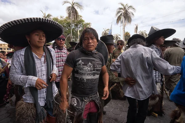 Juni 2017 Cotacachi Ecuador Dans Inhemska Kichwa Män Den Inti — Stockfoto