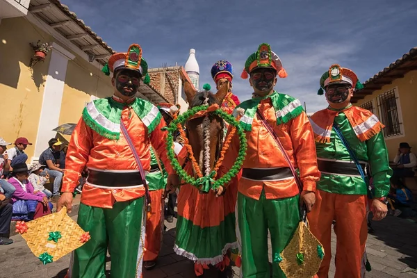 Haziran 2017 Pujili Ecuador Insanlar Corpus Christi Geçit Töreninde Renkli — Stok fotoğraf