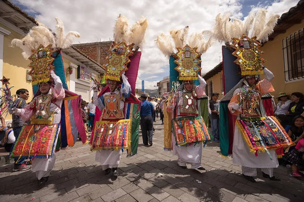 Corpus Christi tancerzy w Ekwador Pujili — Zdjęcie stockowe