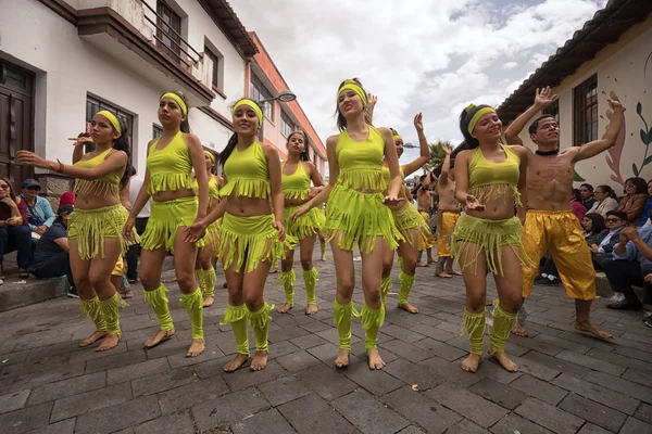 Junio 2017 Pujili Ecuador Jóvenes Bailarines Desfile Del Corpus Christi —  Fotos de Stock