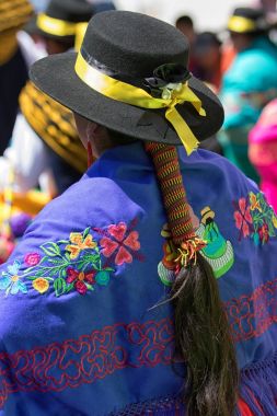 17 Haziran 2017 Pujili, Ecuador: embroided geleneksel kadın giyim detay closeup Corpus Christi Festivali