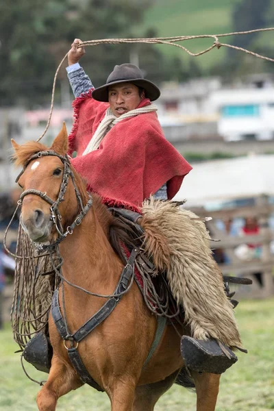 yerli kovboy Kement atar