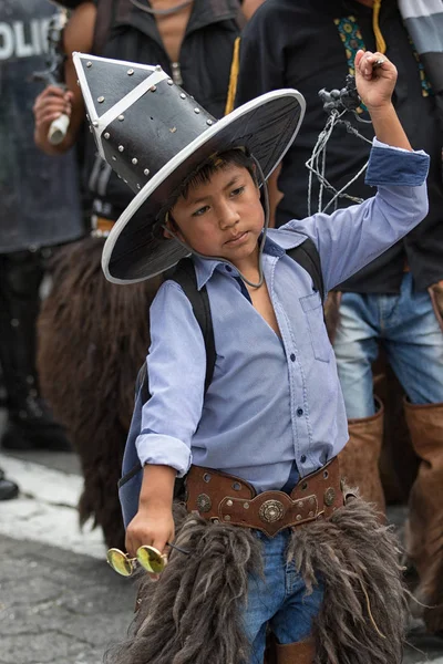 Června 2017 Cotacachi Ekvádor Detailní Domácí Quechua Mladého Chlapce Účast — Stock fotografie