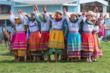 Ekvator yerli dansçılar 