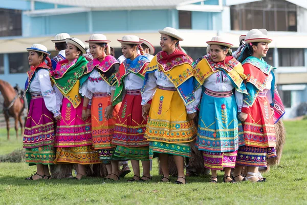 Dançarinos indígenas em Esmeraldas, Equador — Fotografia de Stock