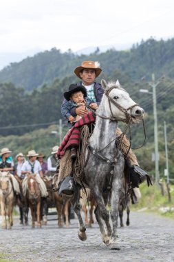 Kovboylar Ekvator sırtında 